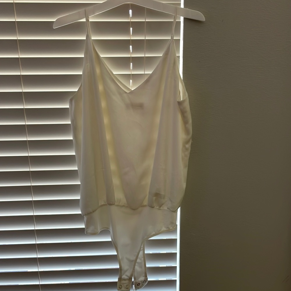 Altar’s State white bodysuit size medium